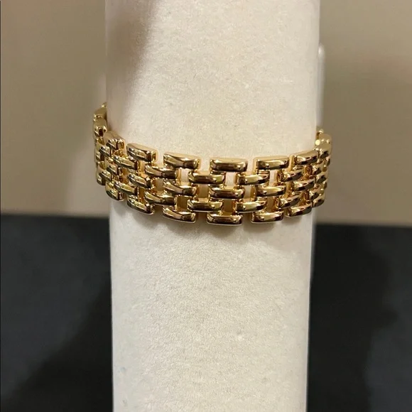 House of Harlow 1960 | Timeless Collection Gold Link Bracelet - Picture 10 of 10